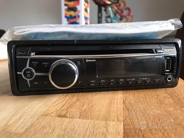 Autoradio Clarion nuovo