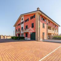 ATTICO A CASTELNOVO DI SOTTO