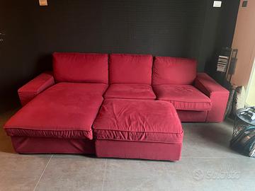 Divano Ikea usato con pouf contenitivo