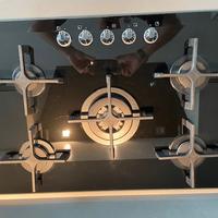 piano cottura a gas in vetro