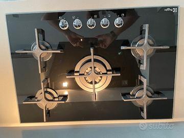 piano cottura a gas in vetro