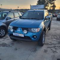 MITSUBISHI - L200 - 2.5 DI-D DC Intense