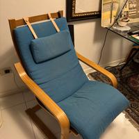 Poltrona a dondolo IKEA POÄNG con poggiapiedi incl