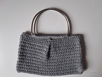 borsa pochette uncinetto fatto a mano