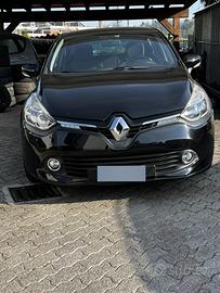 Renault clio IV duel