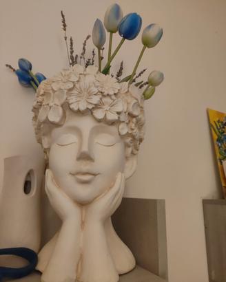 portafiori statua in gesso 