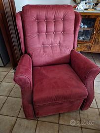 Poltrona relax elettrica con pediera reclinabile