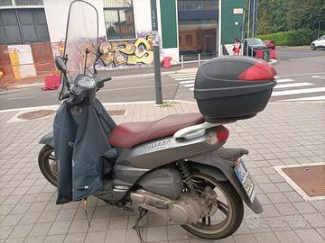 Scooter Pegeout TWEET 125