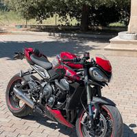 Triumph Street Triple 765 RS - 2023