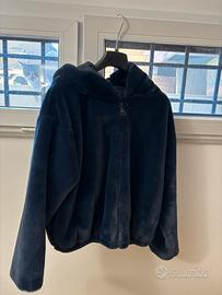 Pellicciotto morbidoso con cappuccio