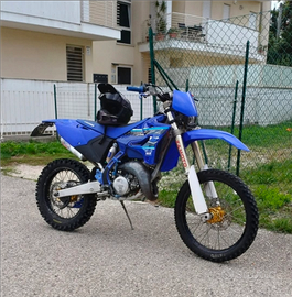 Yz 125 targata (TRIPLA OMOLOGAZIONE)