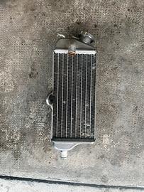 Radiatore destro hm 50 con tubi