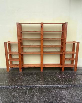 Scaffale in legno