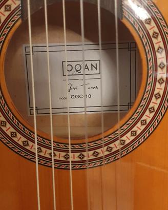 Chitarra classica OQAN