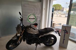 Benelli Leoncino 800 TRIAL