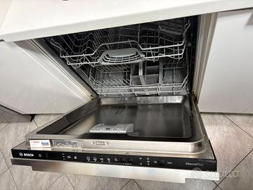 Lavastoviglie da incasso Bosch SilencePlus 60 cm