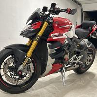 Ducati streetfighter v4S