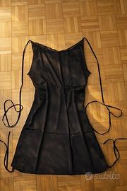 Sottoveste nera in raso + vestaglia omaggio