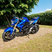 Suzuki GSR 750 - 2013