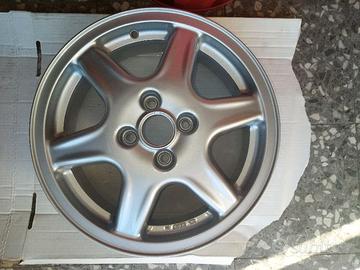 Vari cerchi in lega volkswagen originale