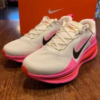 Nike Uomo 41 Vomero 18 scarpa running hyper pink