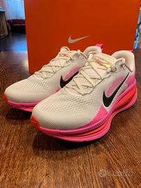 Nike Uomo 41 Vomero 18 scarpa running hyper pink
