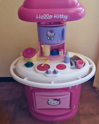 Cucina Hello Kitty  pentolini e aspirapolvere