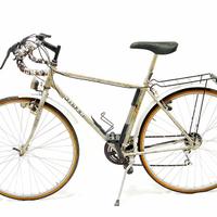 Non gravel. Bicicletta bikepacking, cicloturismo