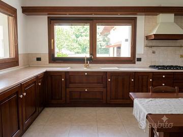 Splendida Cucina Scavolini Classica in Legno