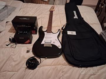 Bundle Chitarra elettrica+amplificatore+oggetti