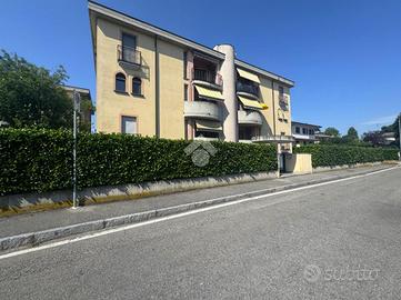 3 LOCALI A POZZUOLO MARTESANA