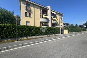 3 LOCALI A POZZUOLO MARTESANA