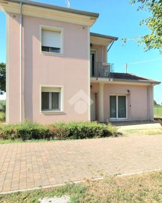CASA INDIPENDENTE A CESENA