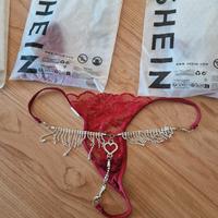 Tanga con catenina, M