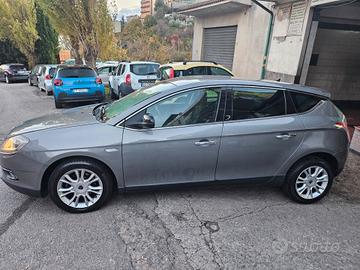 Lancia Delta 1.6 MJT DPF 169.000km 2009