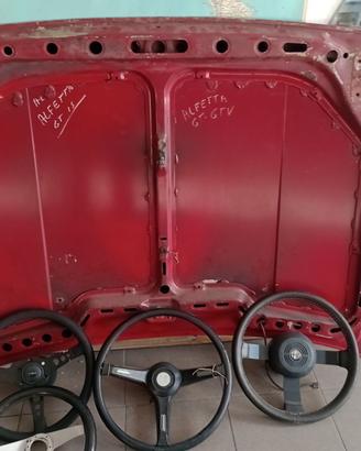 Cofano motore sano e volante Alfa Romeo Alfetta GT
