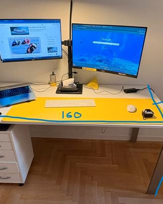 scrivania professionale