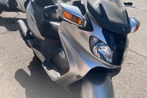 Burgman 650 anno 2004