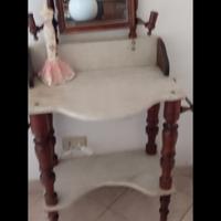 consolle trucco camera 