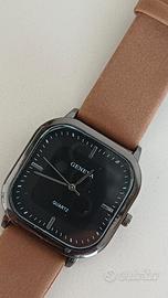 Orologio quadrante quadrato al quarzo 