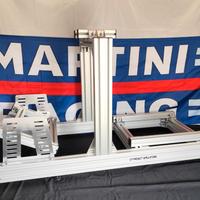 Postazione in alluminio per simulatori di guida