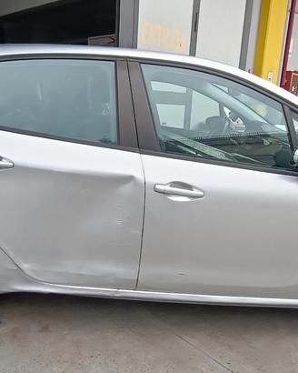 RICAMBI USATI AUTO PEUGEOT 208 Serie 8HP (DV4C), 8