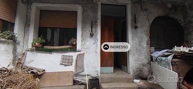 Immobile in asta di 108 m² con 4 locali a Capo di 
