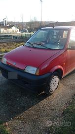FIAT cinquecento 