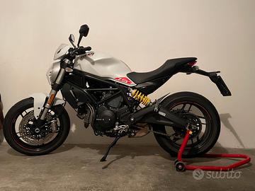 Ducati Monster 797+ 2019 – 8400 km – con accessori