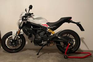 Ducati Monster 797+ 2019 – 8400 km – con accessori