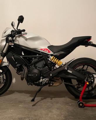 Ducati Monster 797+ 2019 – 8400 km – con accessori
