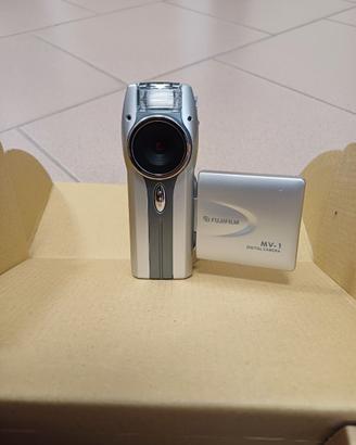 Digital camera FUJFILM MV-1