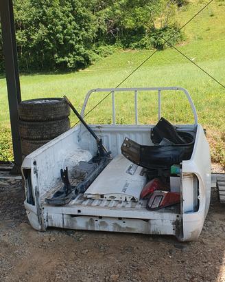 Cassone per pik up  Toyota hylux 5 porte dal 2017 