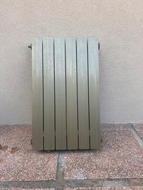 Termosifoni radiatori in alluminio bronzato